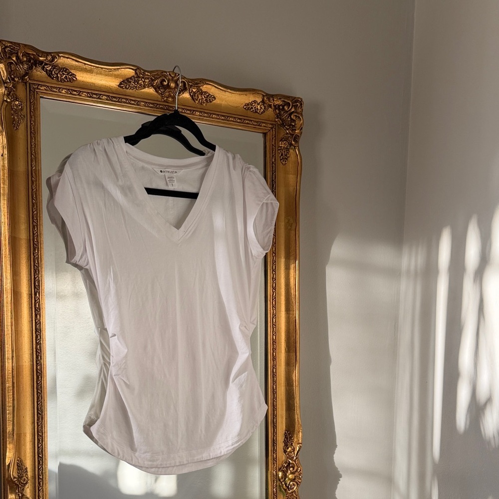 Athleta White V-Neck Short Sleeve Tee